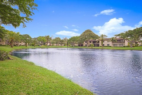 Condo in Boca Raton, Florida, 2 bedrooms  № 1120184 - photo 1