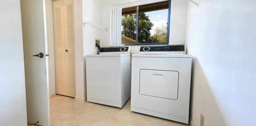 Condo à Delray Beach, Floride, 2 chambres  № 1120183