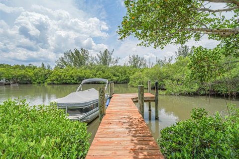 Villa ou maison à vendre à Vero Beach, Floride: 4 chambres, 264.12 m2 № 1317218 - photo 8