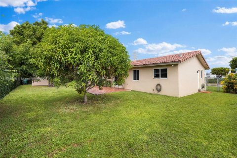 Villa ou maison à vendre à Miami, Floride: 3 chambres, 160.54 m2 № 1394893 - photo 12