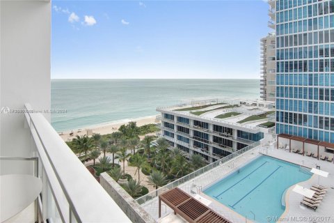 Condo in Miami Beach, Florida, 2 bedrooms  № 1138704 - photo 7