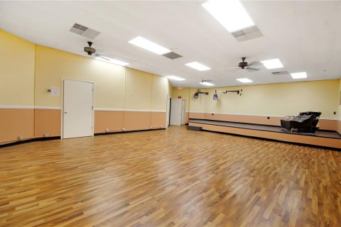 Commercial property in Jacksonville, Florida 501.67 sq.m. № 237421 - photo 16