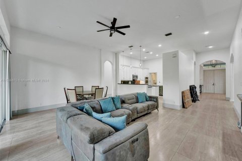 Casa en venta en Cooper City, Florida, 4 dormitorios, 285.95 m2 № 1095448 - foto 17