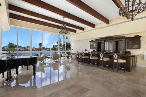 Condo in Aventura, Florida, 2 bedrooms  № 1132367 - photo 15