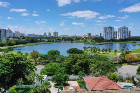 Condo in Aventura, Florida, 2 bedrooms  № 1132367 - photo 25