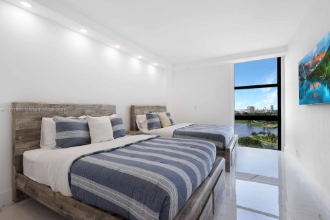 Condo in Aventura, Florida, 2 bedrooms  № 1132367 - photo 8