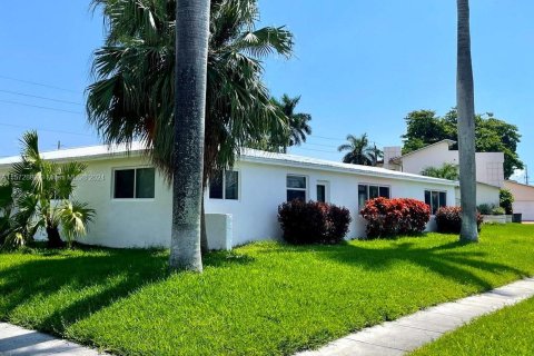 Villa ou maison à vendre à Dania Beach, Floride: 3 chambres, 250.74 m2 № 1132460 - photo 5