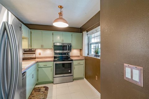 Copropriété à vendre à Clearwater, Floride: 2 chambres, 110.09 m2 № 1379474 - photo 8