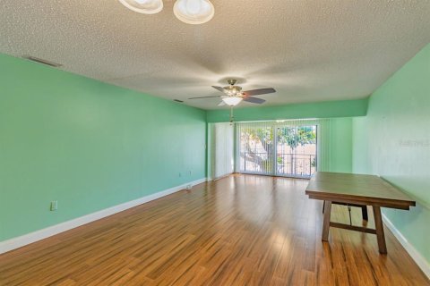 Copropriété à vendre à Clearwater, Floride: 2 chambres, 110.09 m2 № 1379474 - photo 5