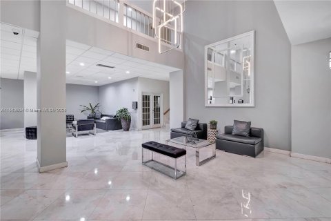 Copropriété à vendre à Aventura, Floride: 1 chambre, 82.4 m2 № 1096962 - photo 1