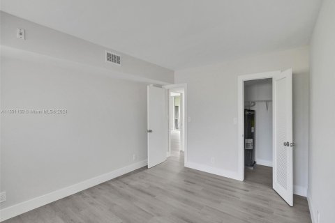 Copropriété à vendre à Pompano Beach, Floride: 3 chambres, 139.35 m2 № 1181354 - photo 10