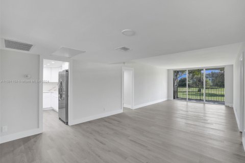 Copropriété à vendre à Pompano Beach, Floride: 3 chambres, 139.35 m2 № 1181354 - photo 1