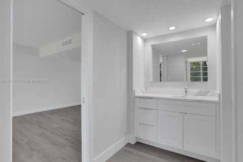 Copropriété à vendre à Pompano Beach, Floride: 3 chambres, 139.35 m2 № 1181354 - photo 17