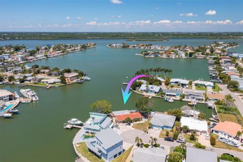 Terreno en venta en Redington Shores, Florida № 1349032 - foto 6