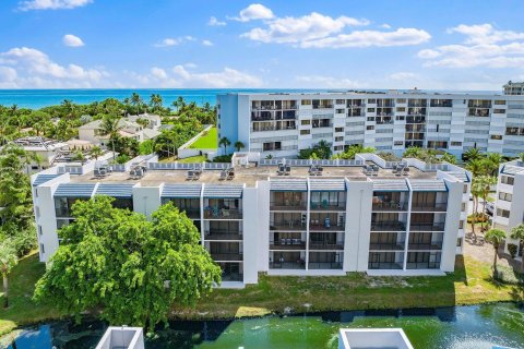 Condo in Jupiter, Florida, 2 bedrooms  № 956953 - photo 1