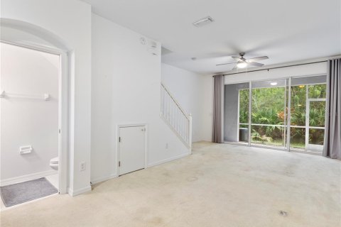 Townhouse in Tampa, Florida 2 bedrooms, 115.2 sq.m. № 1082399 - photo 14