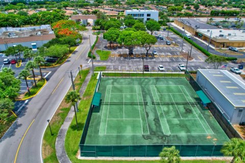 Copropriété à vendre à Delray Beach, Floride: 2 chambres, 84.54 m2 № 846355 - photo 1