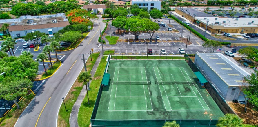 Condo à Delray Beach, Floride, 2 chambres  № 846355