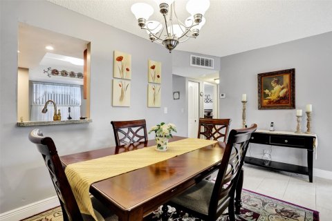 Condominio en venta en Margate, Florida, 2 dormitorios, 92.9 m2 № 734736 - foto 19
