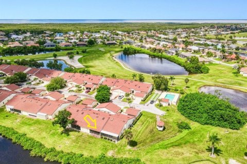 Copropriété à vendre à Punta Gorda, Floride: 2 chambres, 124.49 m2 № 1301541 - photo 2