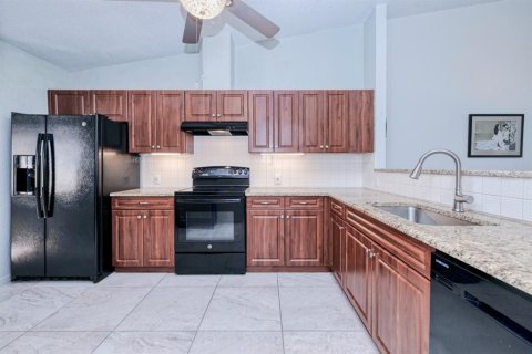 Condo in Punta Gorda, Florida, 2 bedrooms  № 1301541 - photo 5