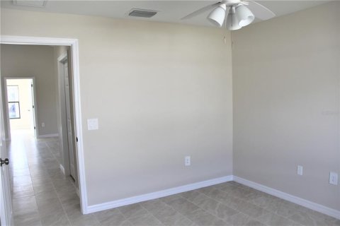 House in Port Charlotte, Florida 3 bedrooms, 148.64 sq.m. № 232628 - photo 29