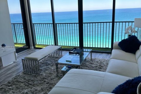 Condominio en venta en Hollywood, Florida, 2 dormitorios, 139.35 m2 № 1381997 - foto 8