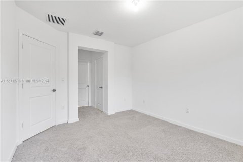 Touwnhouse à vendre à Miami Gardens, Floride: 4 chambres, 141.58 m2 № 1382001 - photo 25