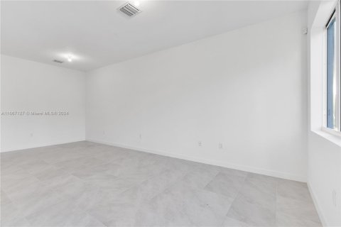 Townhouse in Miami Gardens, Florida 4 bedrooms, 141.58 sq.m. № 1382001 - photo 23