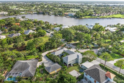 Villa ou maison à vendre à Jupiter, Floride: 5 chambres, 404.68 m2 № 1185590 - photo 13