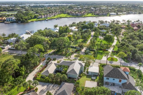 Villa ou maison à vendre à Jupiter, Floride: 5 chambres, 404.68 m2 № 1185590 - photo 14