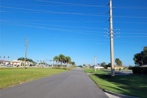 Terrain à vendre à Palm Bay, Floride № 793638 - photo 6