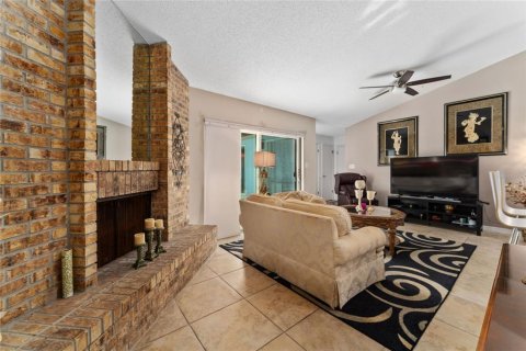 Copropriété à vendre à Orlando, Floride: 2 chambres, 107.21 m2 № 1287595 - photo 9