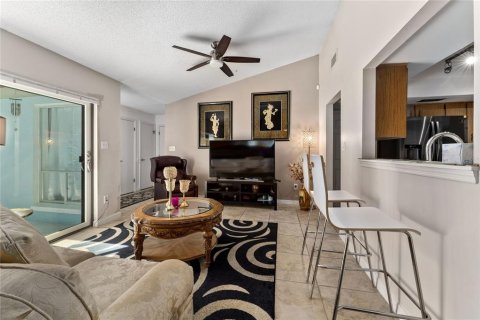 Copropriété à vendre à Orlando, Floride: 2 chambres, 107.21 m2 № 1287595 - photo 6