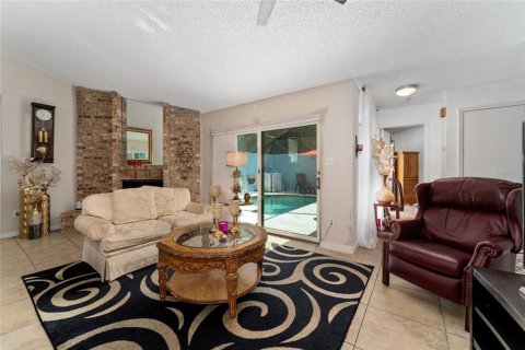 Condo in Orlando, Florida, 2 bedrooms  № 1287595 - photo 8