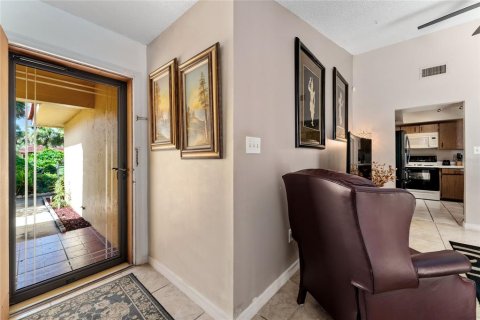 Condo in Orlando, Florida, 2 bedrooms  № 1287595 - photo 5