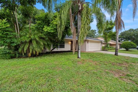 House in Hudson, Florida 2 bedrooms, 141.12 sq.m. № 1344361 - photo 3