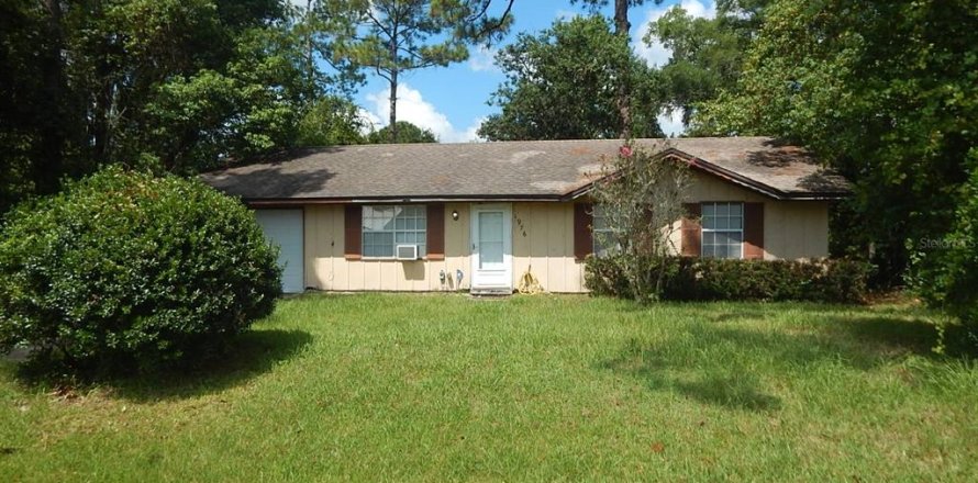 House in DeLand, Florida 3 bedrooms, 90.58 sq.m. № 1343939