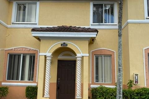 Adosado en venta en Homestead, Florida, 3 dormitorios, 120.96 m2 № 1305900 - foto 1