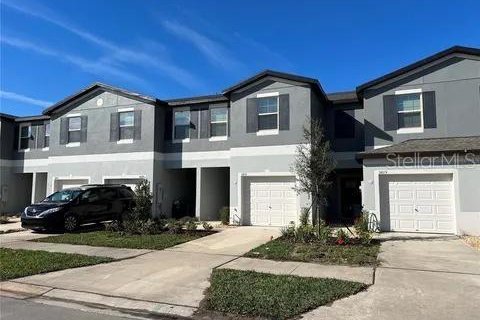 Townhouse in Wesley Chapel, Florida 3 bedrooms, 151.8 sq.m. № 1324015 - photo 1