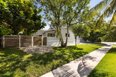 Casa en venta en Miami, Florida, 3 dormitorios, 146.69 m2 № 1321571 - foto 25