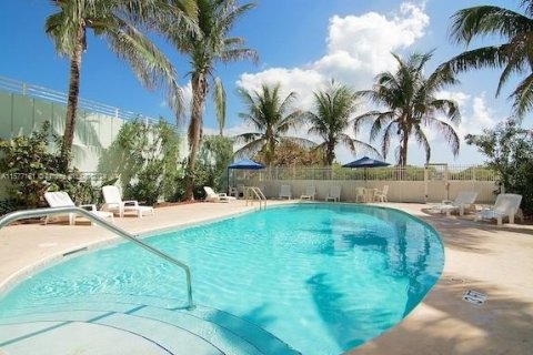 Copropriété à vendre à Miami Beach, Floride: 1 chambre, 38.09 m2 № 1146448 - photo 6