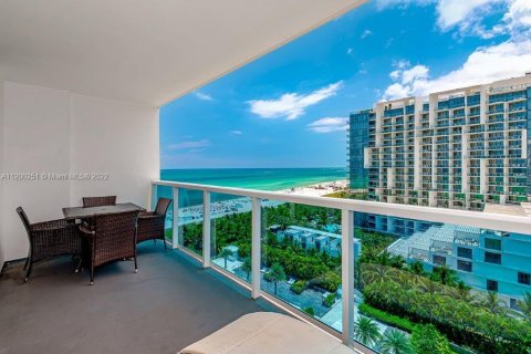 Condominio en alquiler en Miami Beach, Florida, 1 dormitorio, 89.19 m2 № 23863 - foto 19