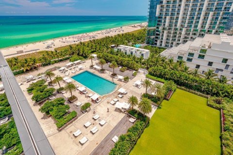 Condominio en alquiler en Miami Beach, Florida, 1 dormitorio, 89.19 m2 № 23863 - foto 15