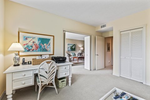 Condo in Palm City, Florida, 3 bedrooms  № 1179504 - photo 17