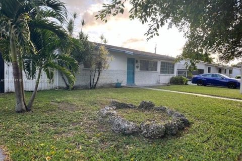 Casa en venta en Miami, Florida, 3 dormitorios, 122.35 m2 № 1410931 - foto 29