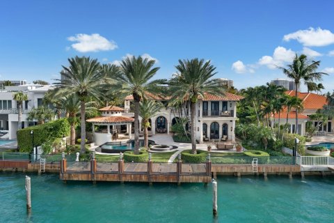 Casa en venta en Bal Harbour, Florida, 6 dormitorios, 790.97 m2 № 980606 - foto 2