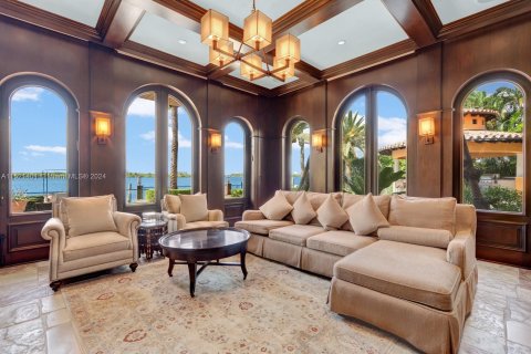 Villa ou maison à vendre à Bal Harbour, Floride: 6 chambres, 790.97 m2 № 980606 - photo 14