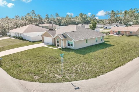 Villa ou maison à vendre à Ocala, Floride: 3 chambres, 179.67 m2 № 1343454 - photo 4