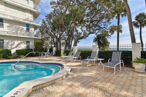 Copropriété à vendre à Tampa, Floride: 2 chambres, 124.02 m2 № 1372189 - photo 25